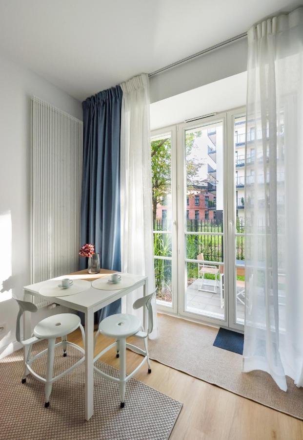 Old Praga Garden Apartment ワルシャワ エクステリア 写真